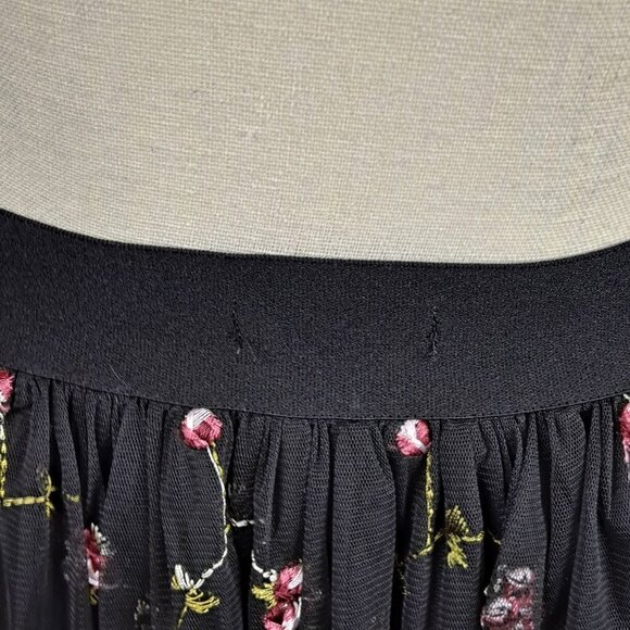 Miami Size Small Black Floral Embroidered Sheer Overlay Skirt Elastic Waist EUC - Picture 7 of 10